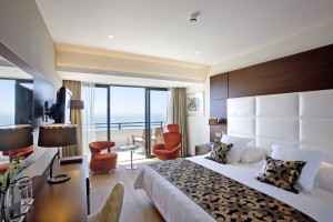  Amathus Beach Hotel - люкс с видом на море
