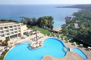 Grecian Park Hotel - бассейн и вид на море
