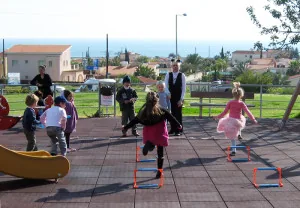 open air play 