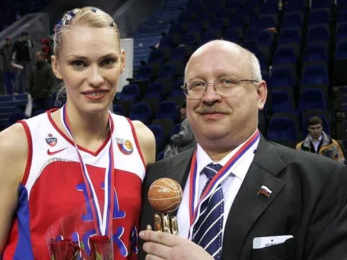 11_25_1_Ischuk