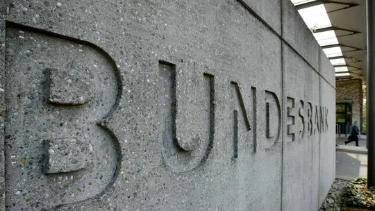 Bus_24_08_Bundes