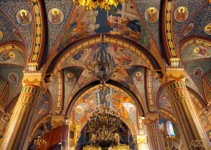 Храм