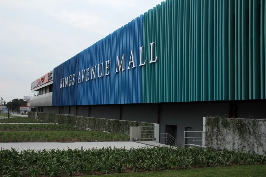 Kings Avenue Mall: шоппинг по-королевски