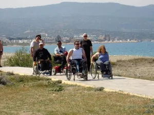 Прогулка вдоль моря