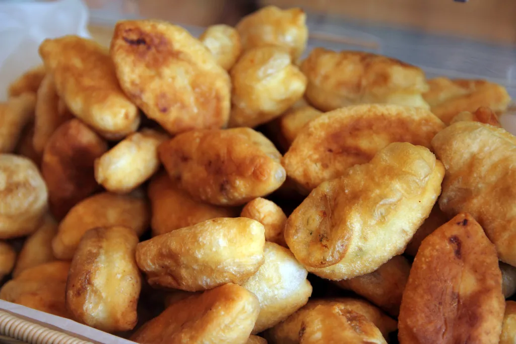 Пирожки в кафе домашней грузинской кухни Julietta Sweets Пирожки в кафе домашней грузинской кухни Julietta Sweets