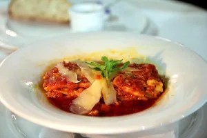 Мясная лазанья в Colosseum Мясная лазанья в Colosseum