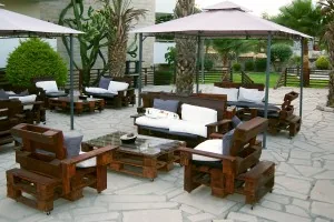 Отель Moniatis