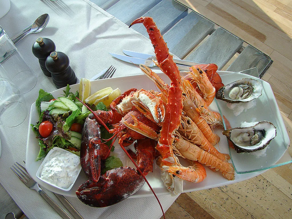 Ассорти из морепродуктов в Sailor's Rest