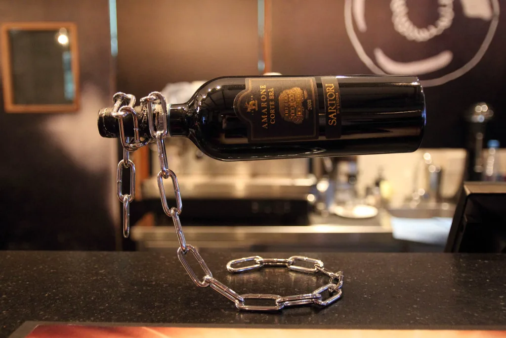 innovative wine 'holders' innovative wine 'holders'