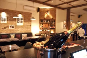 Bistro Boulevard & Wine Bar interior Bistro Boulevard & Wine Bar interior