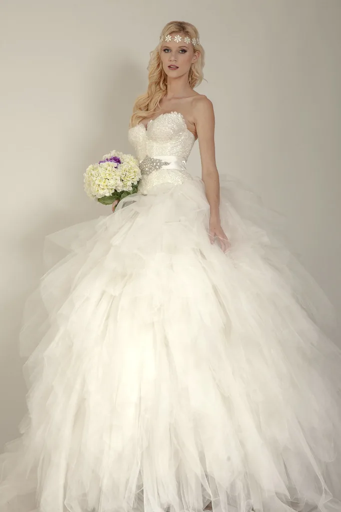 Constantina wedding dresses
