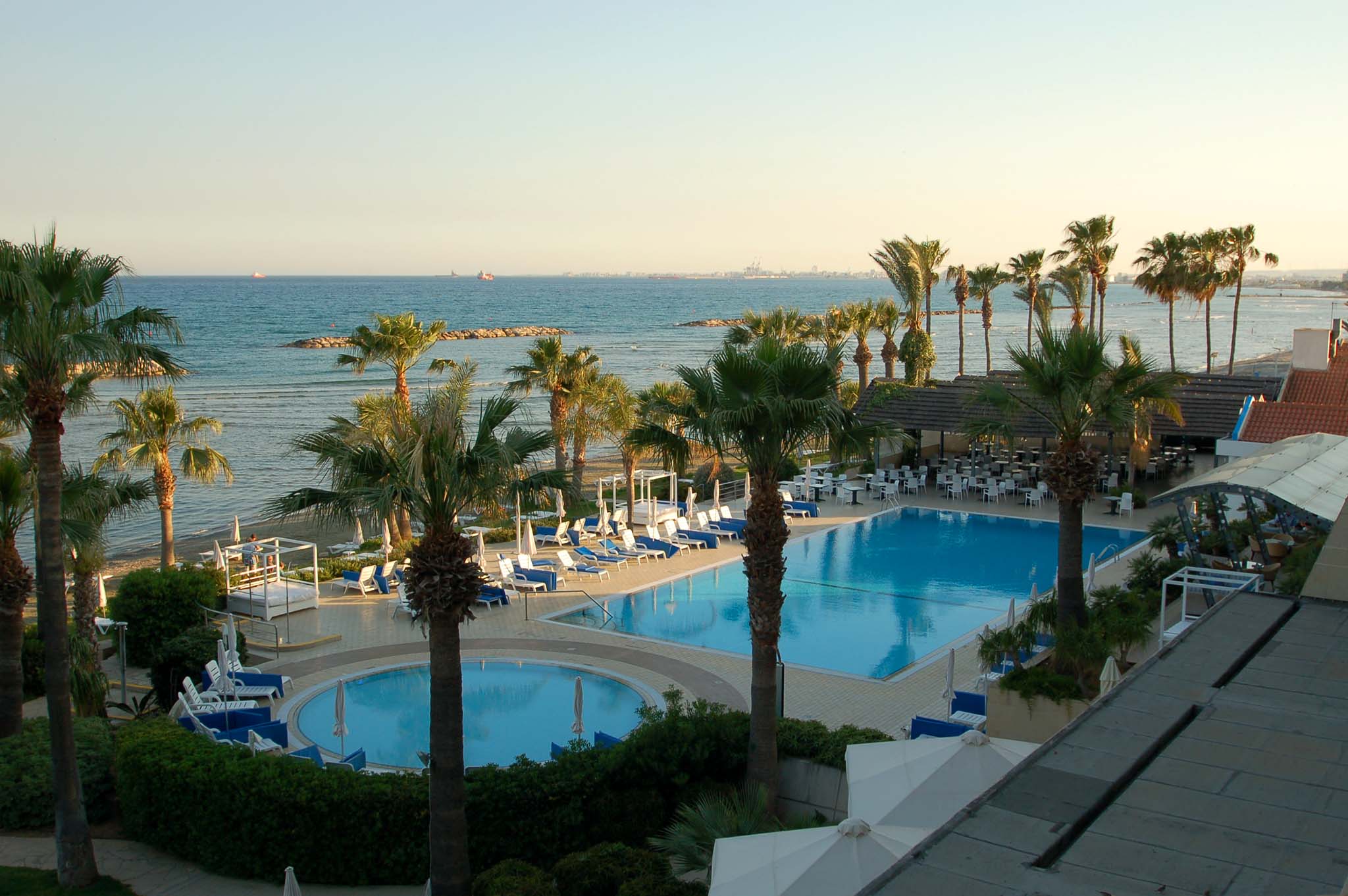 Palm Beach Hotel | Cyprus inform