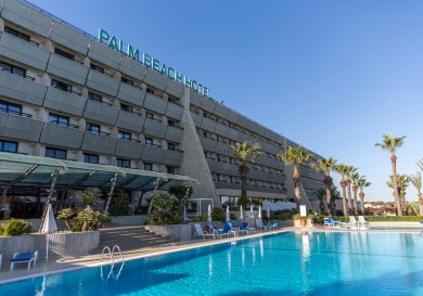 Palm Beach Hotel