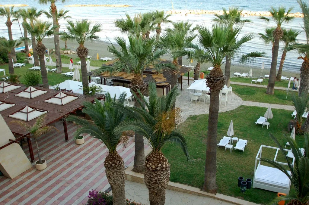 Отель Palm Beach 4* Отель Palm Beach 4*