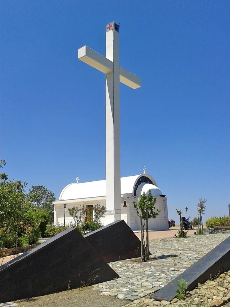 the Holy Cross chapel the Holy Cross chapel