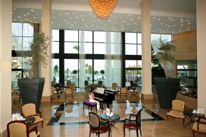 Grecian Park Hotel - lobby