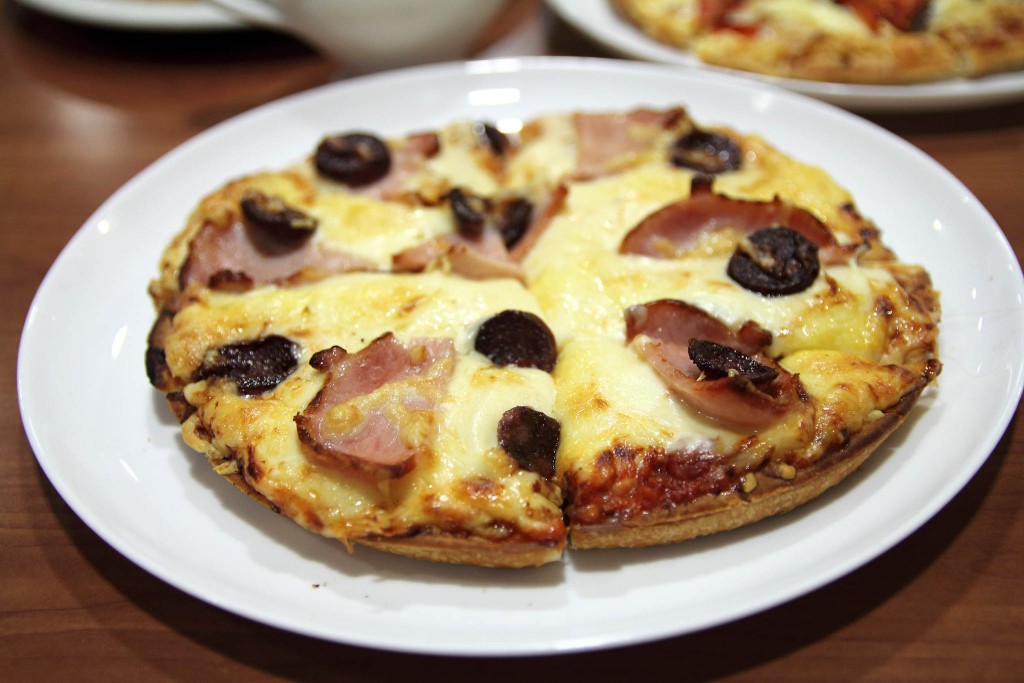 Jack's Pizza. Cyprus pizza