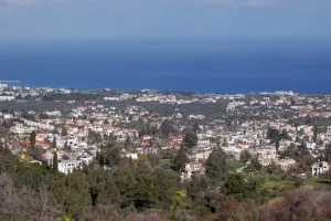 Аббатство Беллапаис - вид на море Аббатство Беллапаис - вид на море