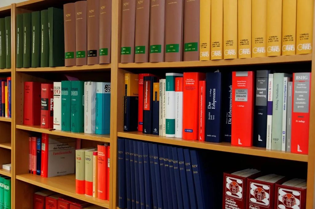 Юридические услуги на Кипре - Dr. P. Kourides Law Office