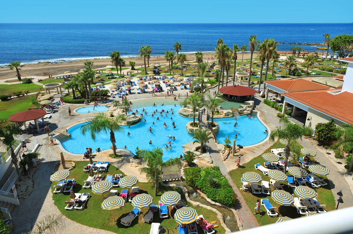 Отель SENTIDO Cypria Bay