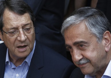 Анастасиадис и Акинчи