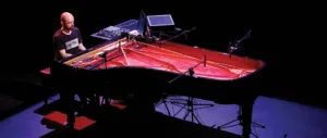 Stavros Gasparatos: Expanded Piano