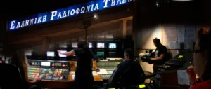 Группа анархистов сорвала юбилейный выпуск новостей ERT