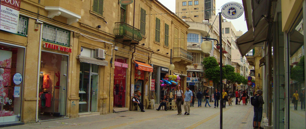 Улице Ледра