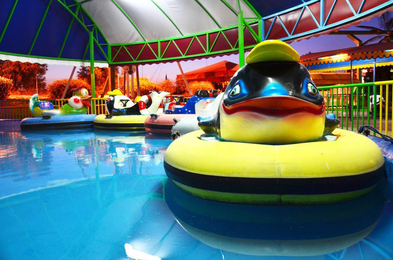 Lucky star park - Bumper Boats Lucky star park - Bumper Boats