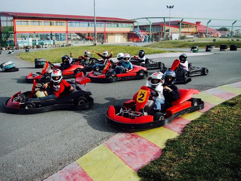Lucky star park - Go kart Lucky star park - Go kart