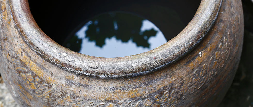 Древний кувшин