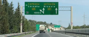 Трассу в Ларнаку перекроют для озеленения
