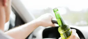 Пьяный муж «забыл» свою жену в автомобиле после ДТП