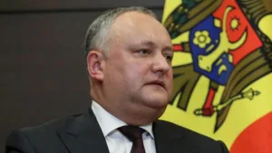 Додона вновь отстранили от обязанностей президента Молдавии