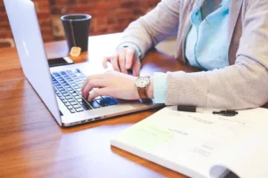 Public warned over internet fraud after man loses €33,000
