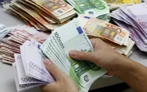 Введение минимальной заработной платы планируется в конце года