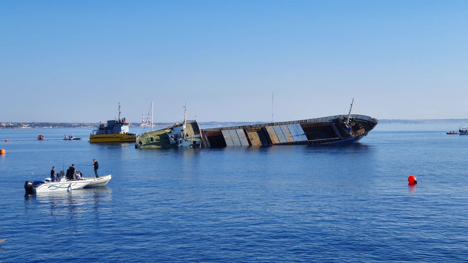 Elpida затоплена у побережья Ларнаки | Кипр информ