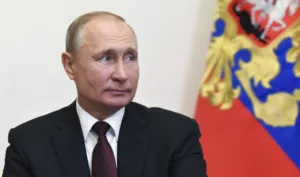 Путин защищен от коронавируса дезинфекционными туннелями