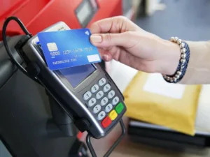 Рост использования кредитных карт для оплаты покупок