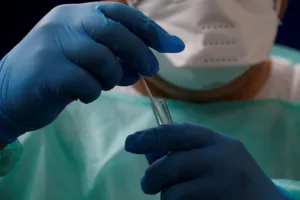 Большинство случаев COVID в Ларнаке и Фамагусте