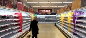Британские супермаркеты опасаются дефицита