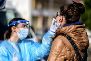 Пандемия коронавируса заставляет кипрскую молодежь еще больше беспокоиться о будущем