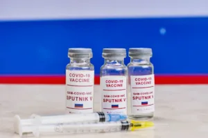 Вакцинированные российским препаратом «Спутник V» смогут прилетать на Кипр без теста на коронавирус