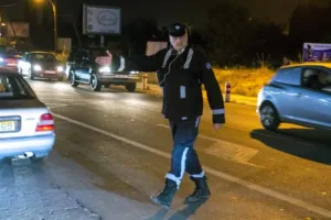 Полиция оштрафовала 43 гражданина и 4 владельцев заведений за нарушение мер COVID-19