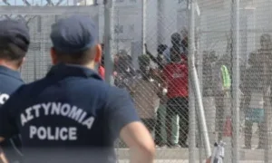 По состоянию на вторник, большинство лиц, ищущих убежища, пользуются бюрократическими процедурами, которые будут выполняться в Пурнаре