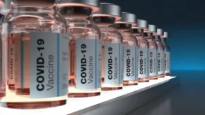 Pешения о возможной четвертой прививке от Covid-19 будут приняты в сентябре