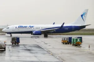 Румынский лоукостер Blue Air отменяет рейсы до 12 сентября