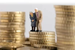 Пенсионный штраф в размере 12% при досрочном выходе на пенсию будет отменен после того, как человеку исполнится 81 год
