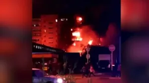 Самолет врезался в жилой дом в Ейске