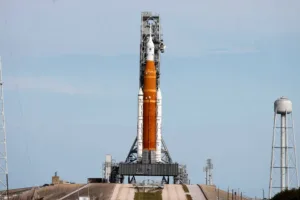 Ракета нового поколения NASA Artemis стартовала на Луну